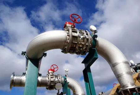 环氧煤沥青漆:管道防腐界的“卷王”?看完这些工程争议秒懂!