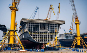 这涂料凭啥狂到敢怼海水、扛400℃高温？外国大厂抢...