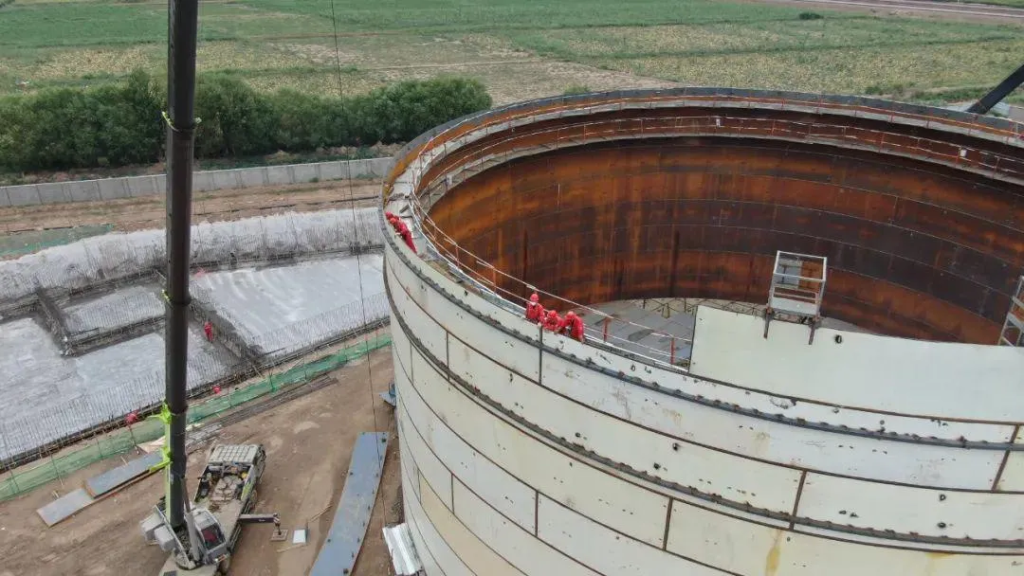 高固体分 vs 无溶剂：重防腐涂料的”厚膜化”革命，2年、15年还是25年？（images 1）