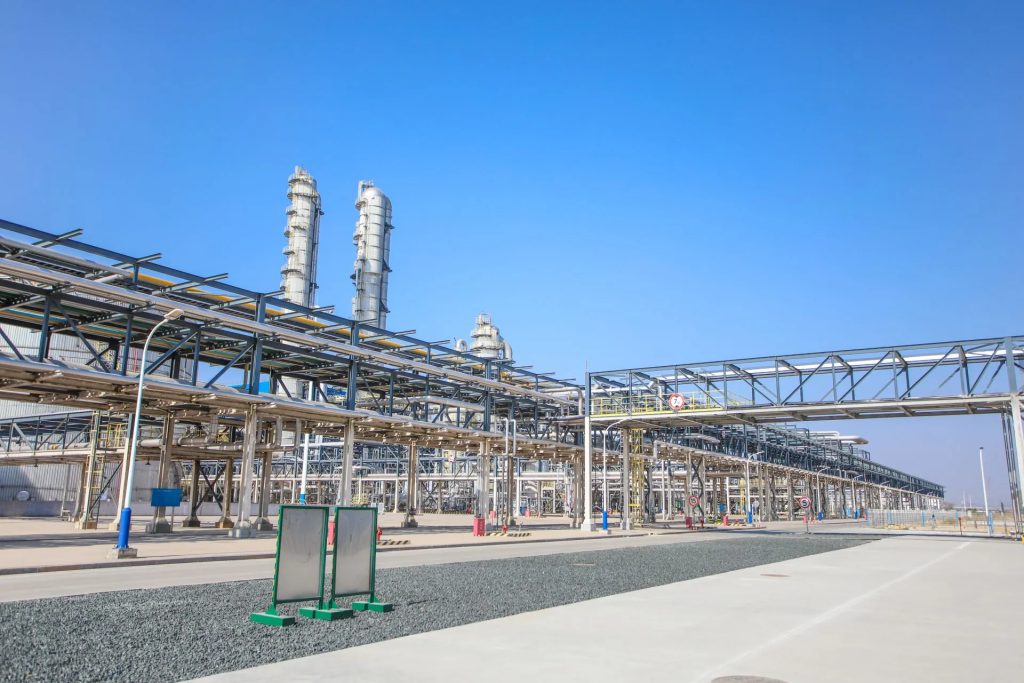 还在用醇酸漆做防腐面漆？先把这笔账算清楚再决定（images 2）