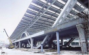 喷涂聚脲涂料：喷上去几秒就干、零下20度能施工——...