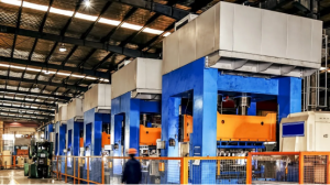 不锈钢鳞片涂料的瓶颈被突破了：涂几十微米就能达...