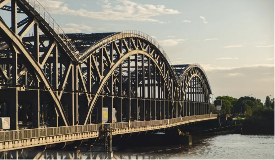 水性重防腐涂料：六大性能优势、核心参数与三类体系选型指南（images 1）