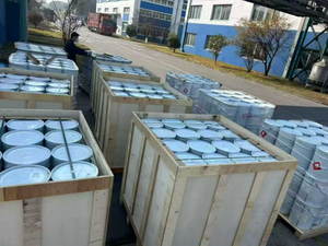 环氧锌黄底漆：光滑轻金属防锈底漆的专用答案，黄...